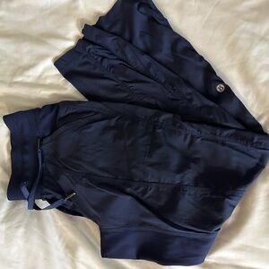 LULULEMON mid-rise cropped pant